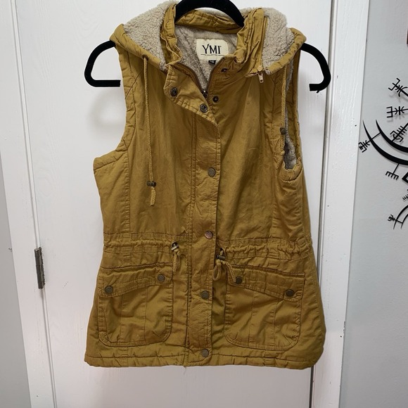 YMI Jackets & Blazers - YMI Mustard Faux Fur Lined Cinched Waist‎ Hooded Vest Large Women's Snap Front